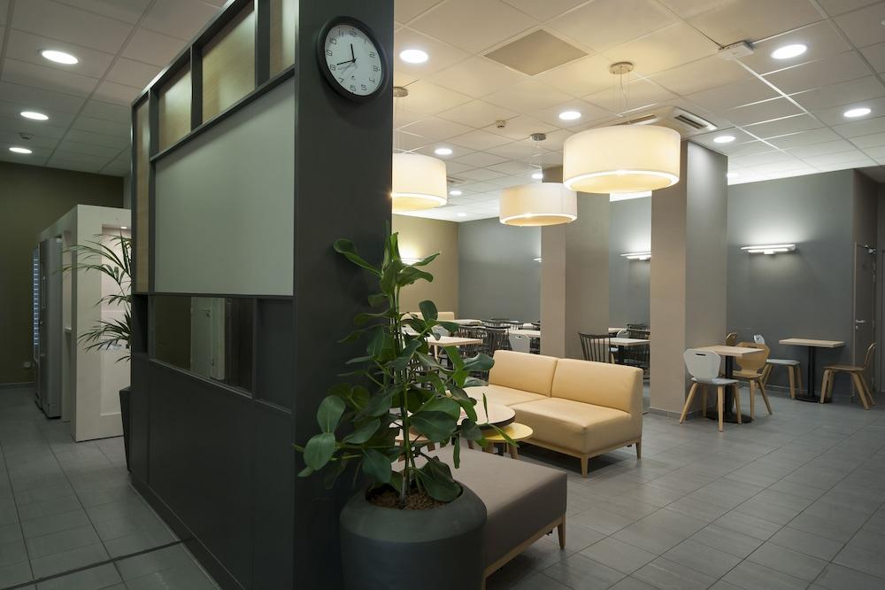 B&B Hotel Lyon Ouest Tassin Екстер'єр фото