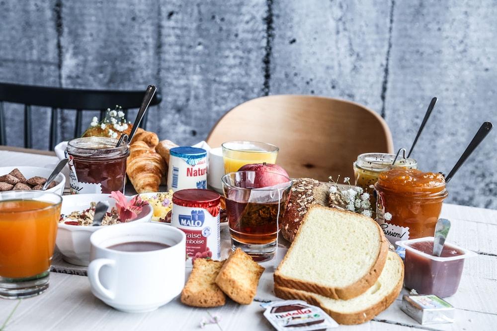 B&B Hotel Lyon Ouest Tassin Екстер'єр фото